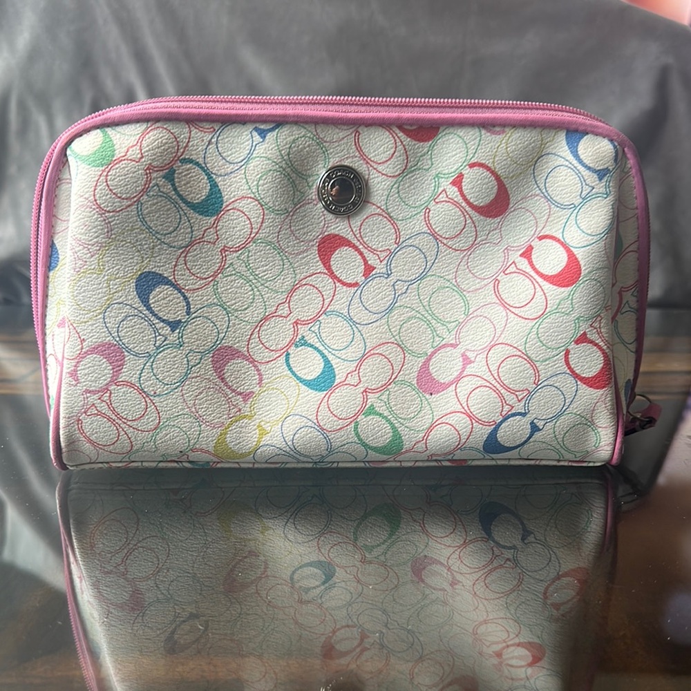 Coach Multicolor Signature Print Women's Cosmetic Bag